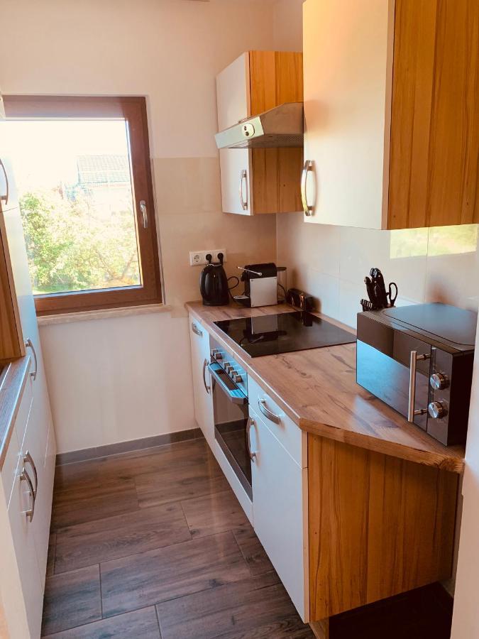 Felix Living 4, Modern & Cozy 2 Zimmer Wohnung, Balkon, Parkplatz Salzweg Luaran gambar