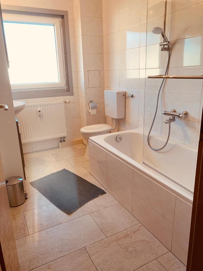 Felix Living 4, Modern & Cozy 2 Zimmer Wohnung, Balkon, Parkplatz Salzweg Luaran gambar