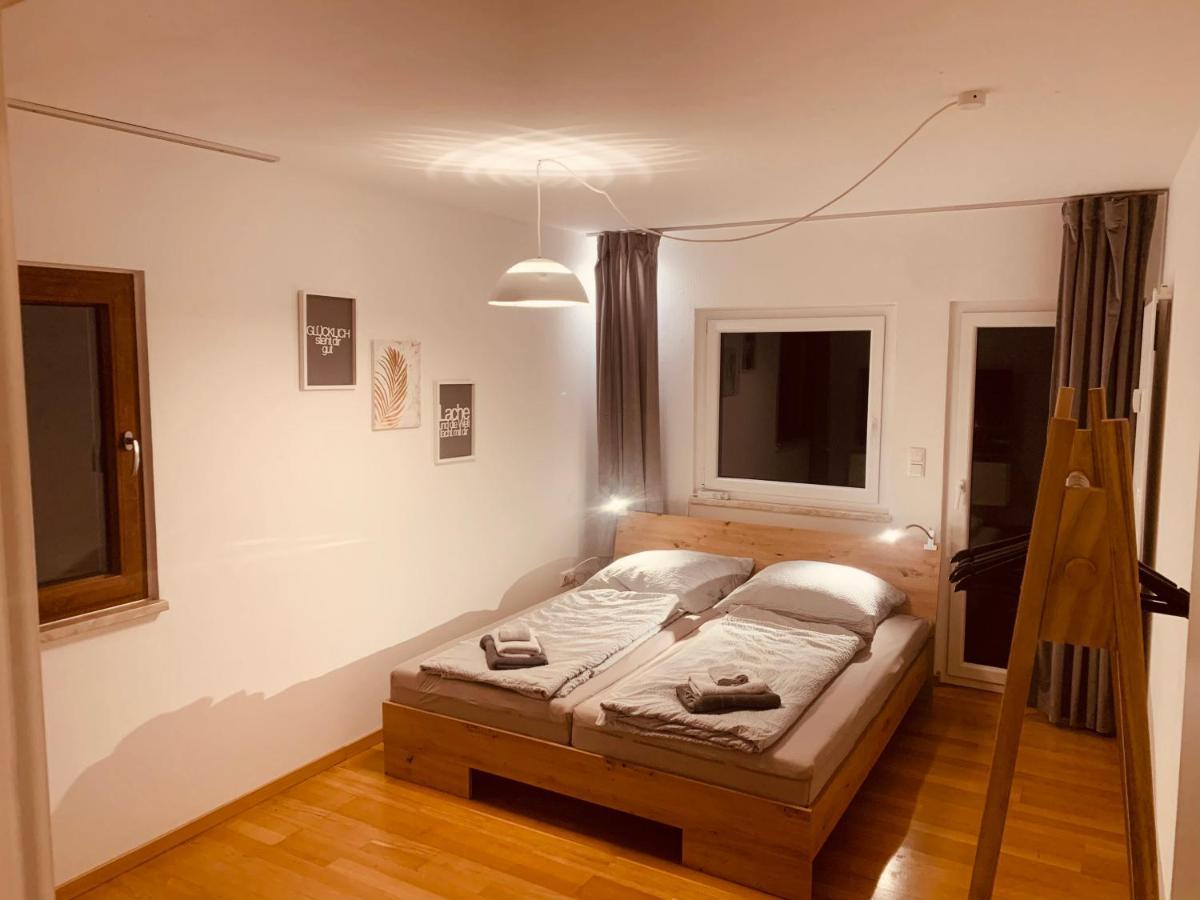 Felix Living 4, Modern & Cozy 2 Zimmer Wohnung, Balkon, Parkplatz Salzweg Luaran gambar